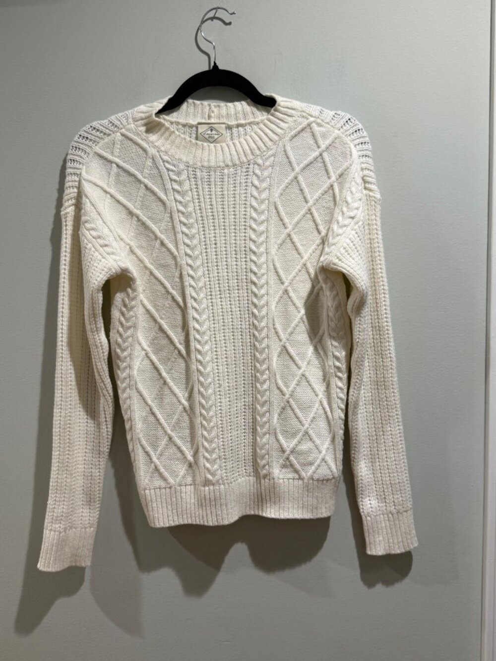 St. John's Bay Women’s Cream Cable Knit Crewneck Sweater Size XS Minimalist